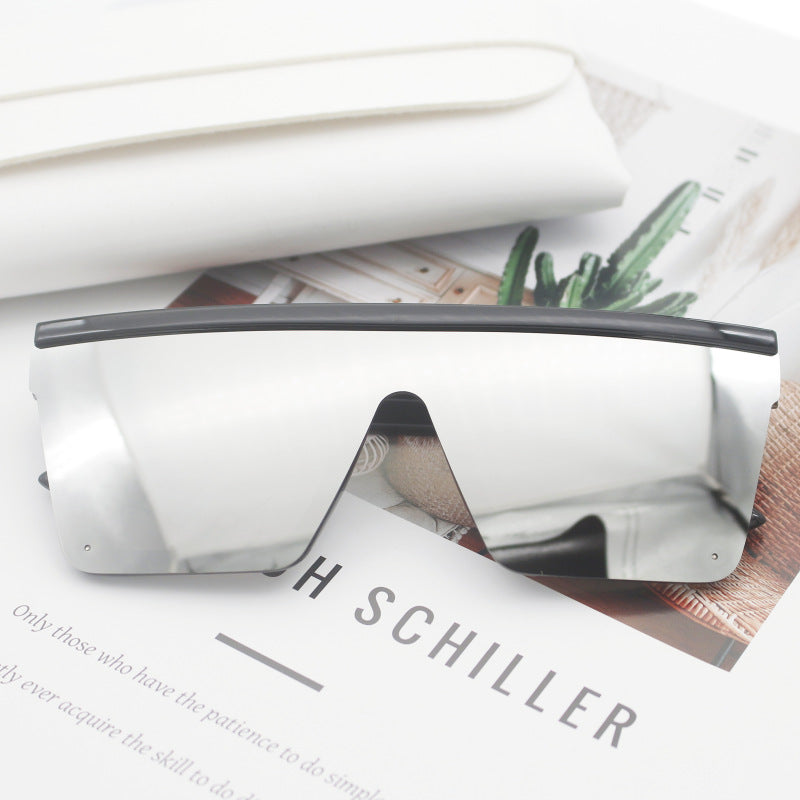 Women’s Sporty Sunglasses in Trendy Shield Design Kalsten