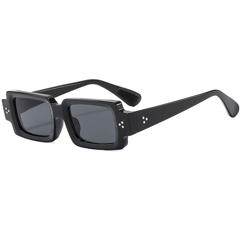 Women Fashionable oversized sunglasses with futuristic design Kalsten