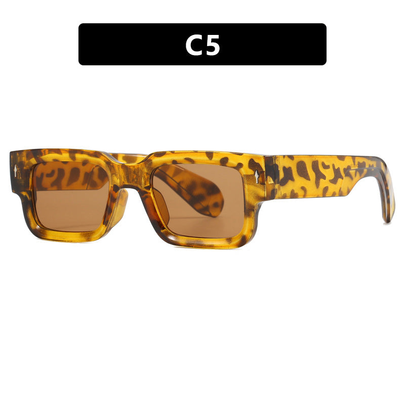 Women's fashionable square sunglasses with striking design Kalsten