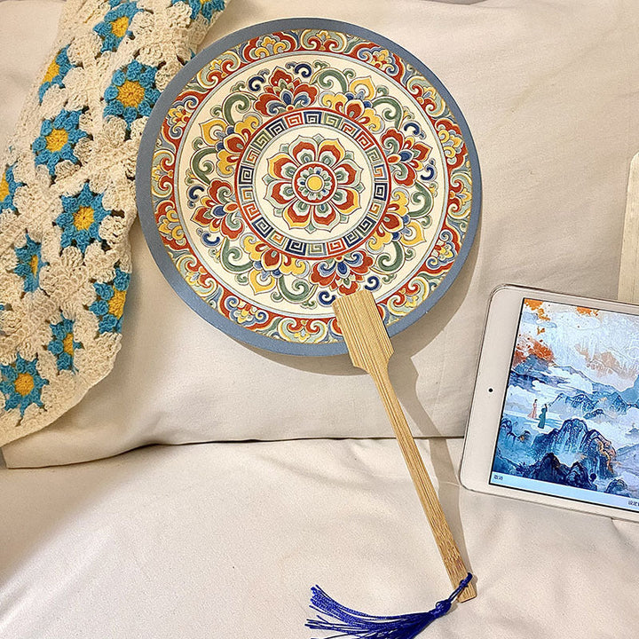 Handmade fan with artistic motif Kalsten
