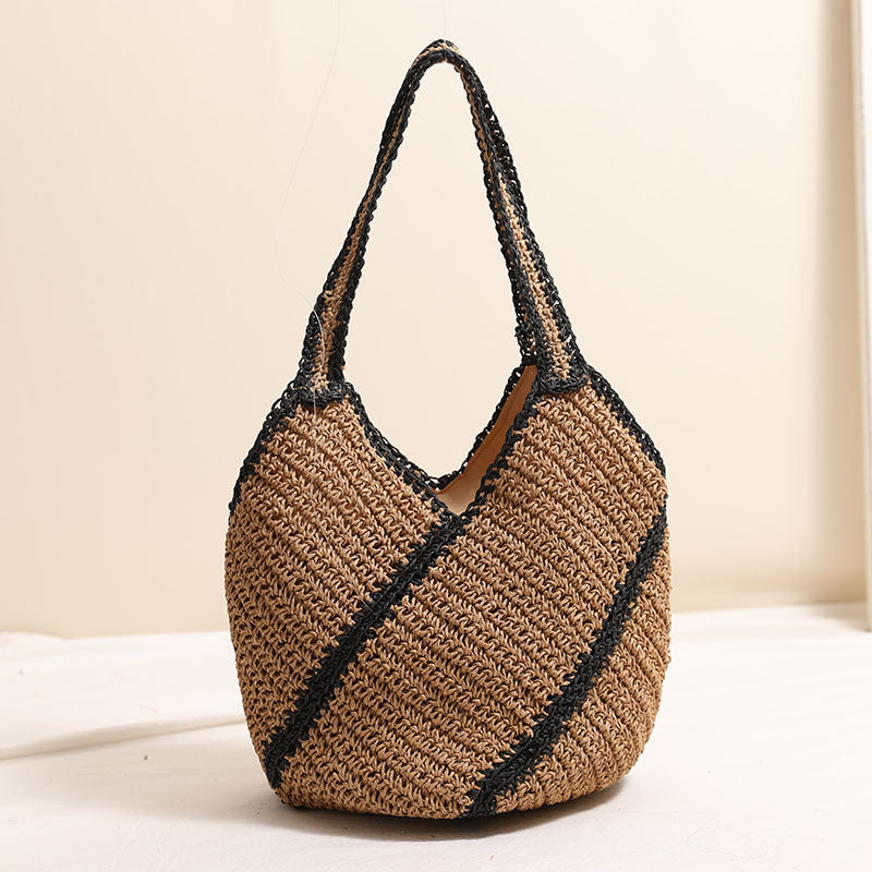 Braided beach bag with fashionable design Kalsten