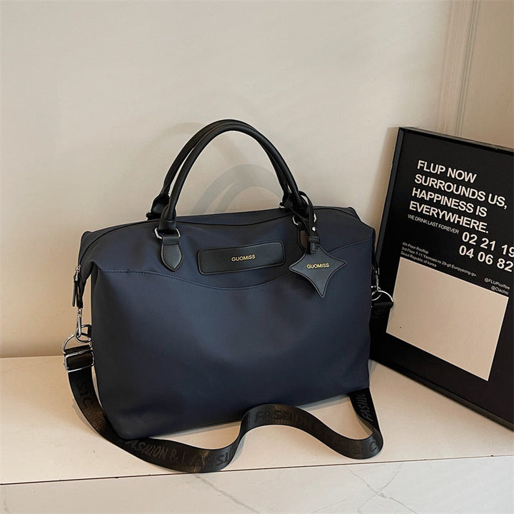 Elegant Travel Bag With Practical Compartments Kalsten