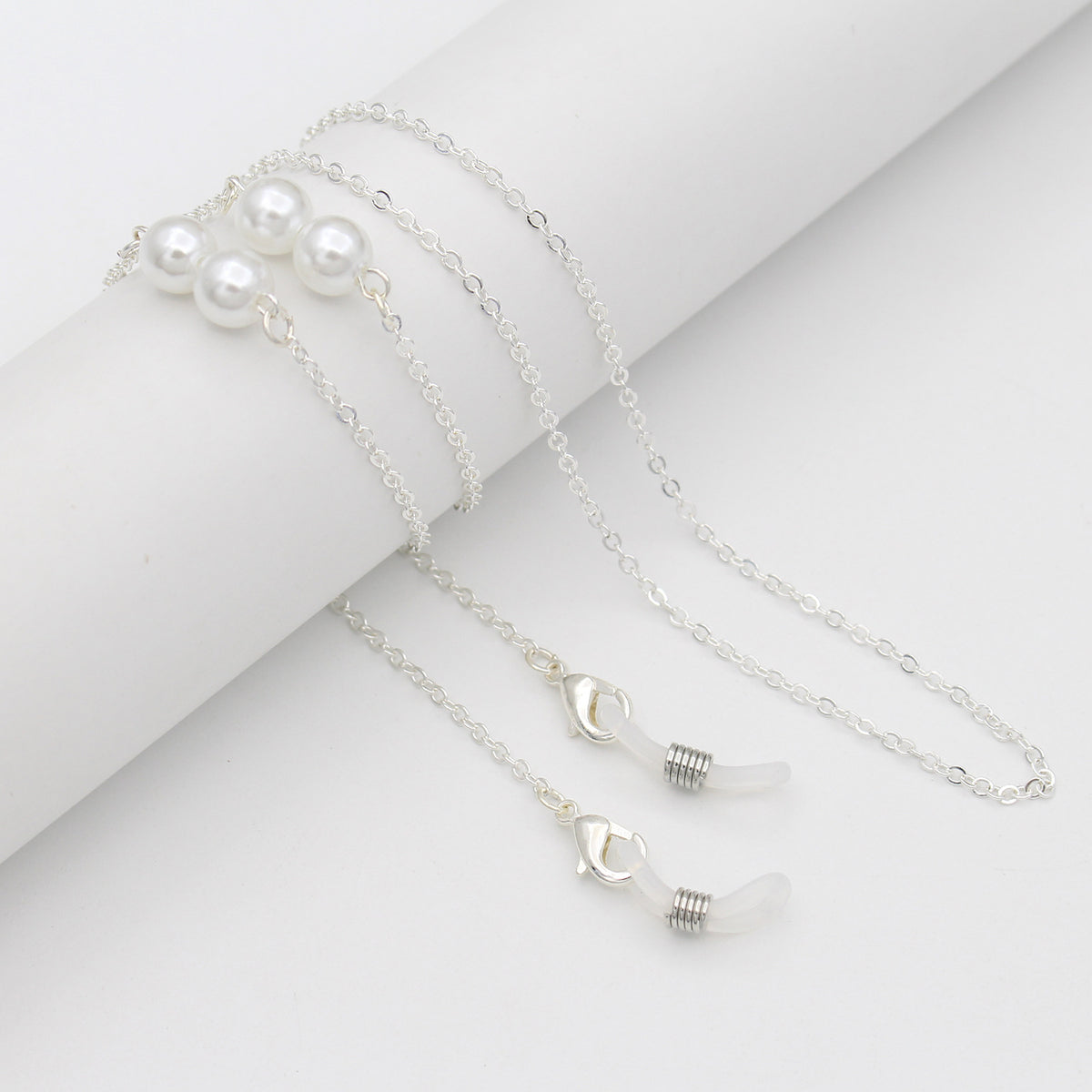 Elegant Pearl-Accented Eyewear Retainer Chain Acalora