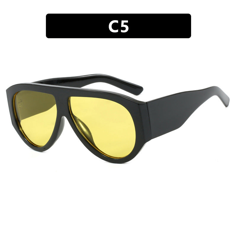 Women extravagant oversized sunglasses with angled frame Kalsten