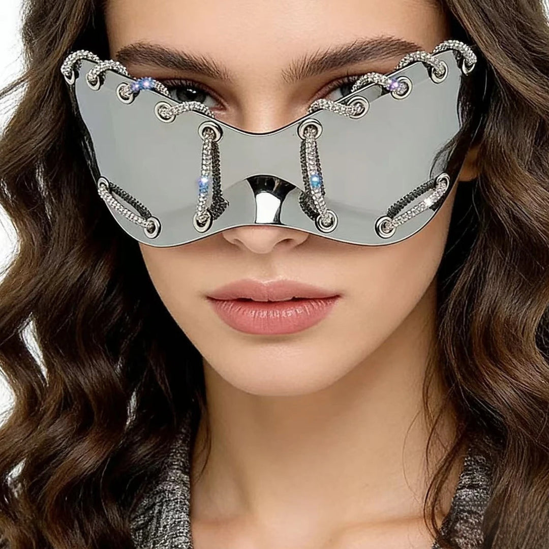 Women extravagant sunglasses with unique chain design Kalsten