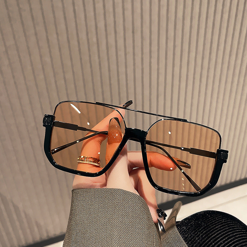 Women oversized sunglasses with elegant, square frame Kalsten