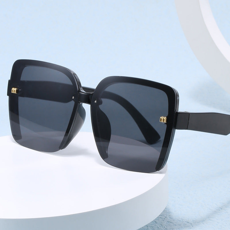 Women's oversized sunglasses with stylish, modern frame Kalsten