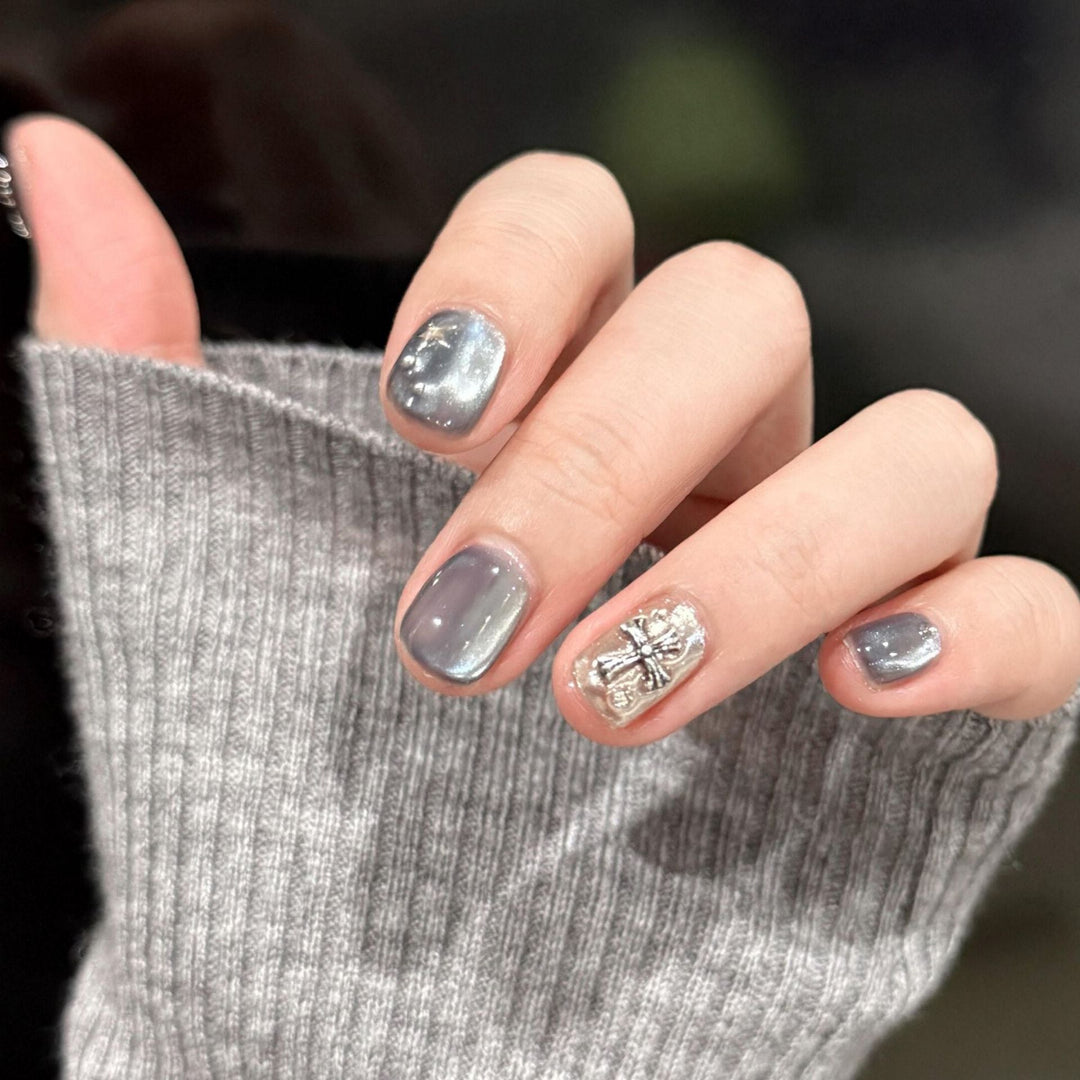 Artificial nail set with glamorous metallic effects Kalsten