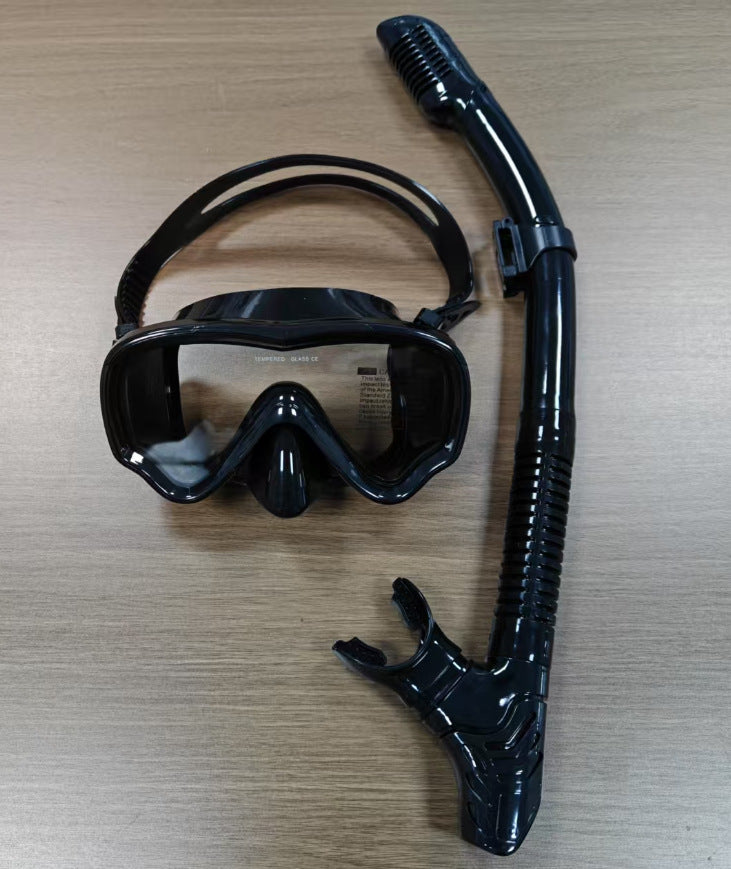 Diving mask with anti-fog technology and wide field of vision Kalsten