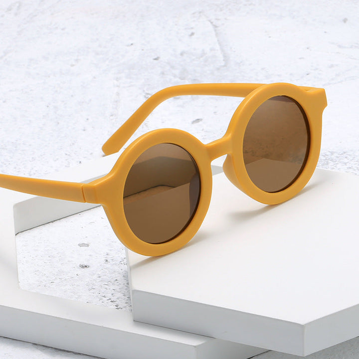 Women's stylish round sunglasses with modern plastic frame Kalsten