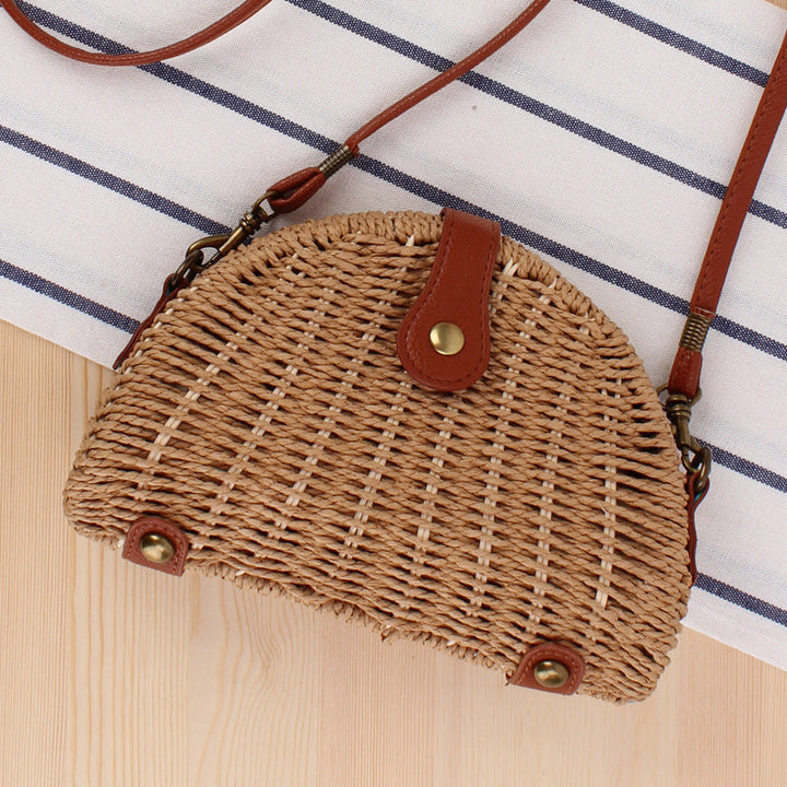 Rattan Shoulder Bag In Crescent Shape Design Kalsten