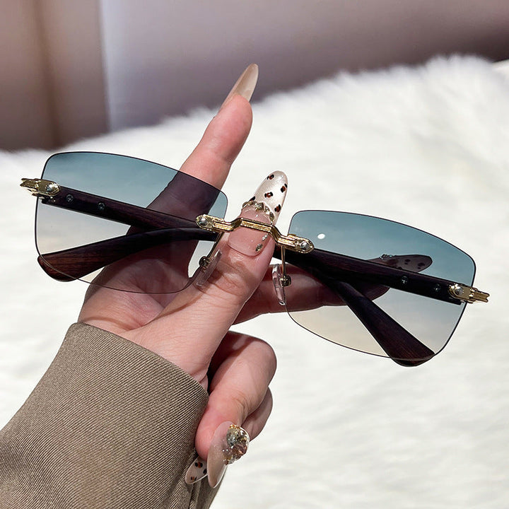 Ladies extravagant fashionable sunglasses with innovative frame Kalsten