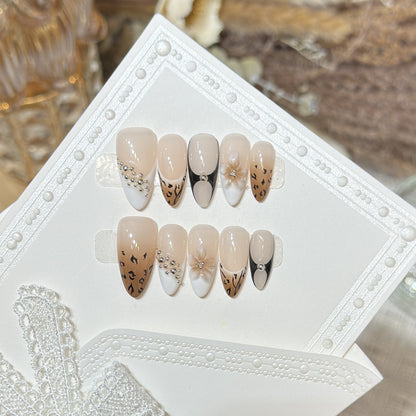 Reusable Press-On Nail Set Acalora