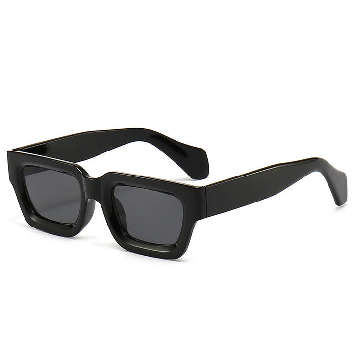 Women's trendy sunglasses with sturdy and transparent frame Kalsten