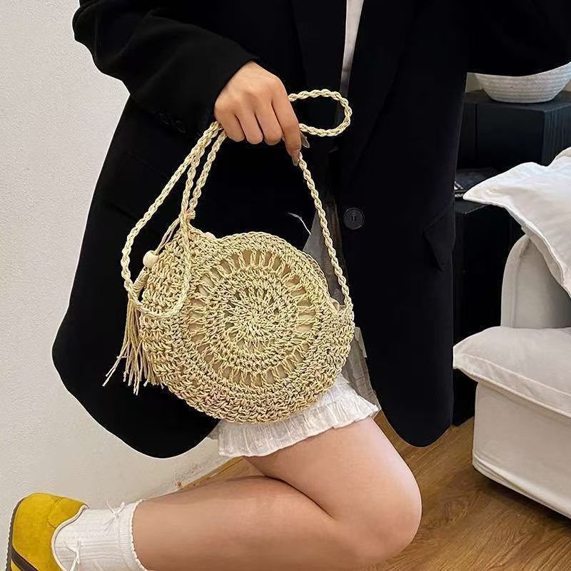 Beef Macrame Shoulder Bag with Tassel Kalsten