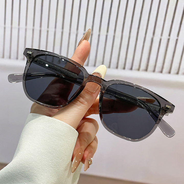Ladies fashionable sunglasses with trendy gradient Kalsten