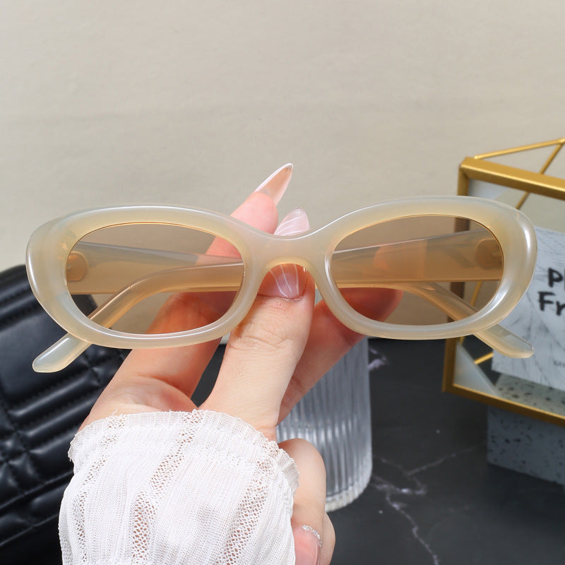 Women's fashionable sunglasses with oval design and UV protection Kalsten