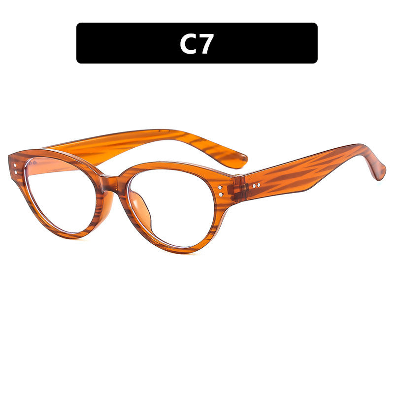 Women's Cat-Eye Sunglasses in an Elegant Design with Wide Frame Kalsten