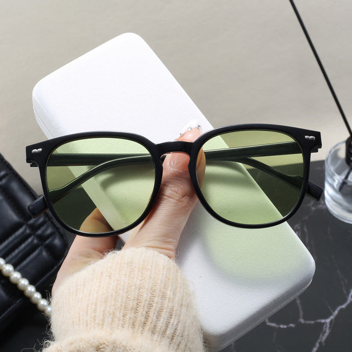 Ladies fashionable sunglasses with transparent frame and elegant design Kalsten