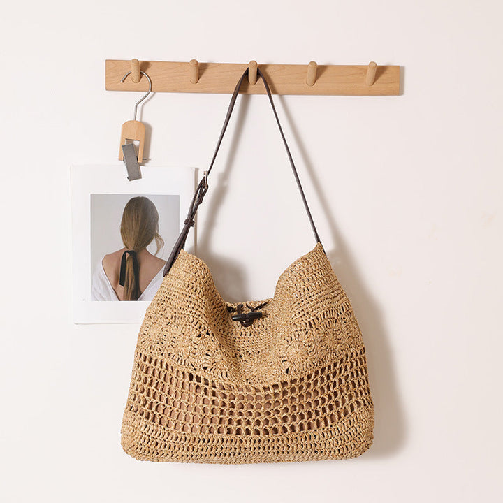 Hand-knotted shopper bag with trendy mesh design Kalsten