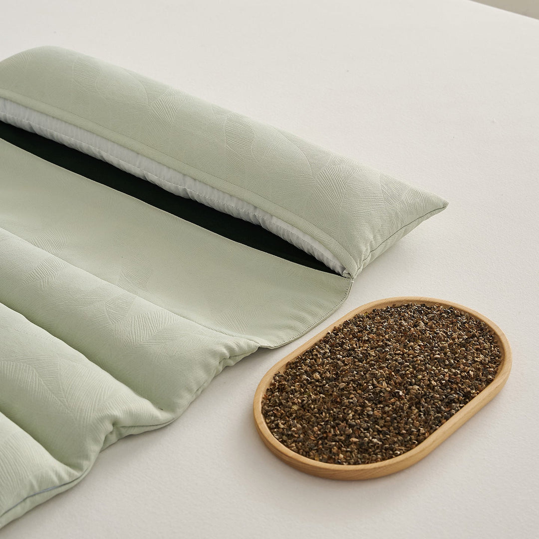 Neck support pillow with natural herbal filling Kalsten