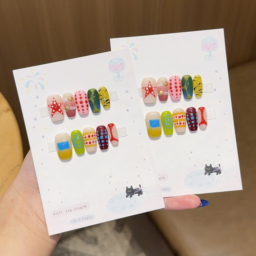 Artificial nails in creative design Kalsten