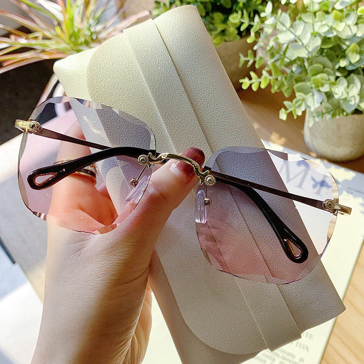Women's stylish wing sunglasses with high-quality metal frame Kalsten