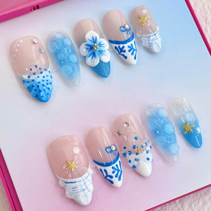 Artistic Floral and Star-Embellished Press-On Nail Set Kalsten