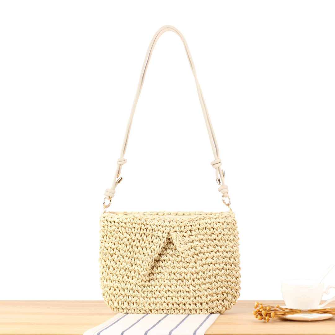 Braided Natural Material Handbag with Elegant Button Closure Kalsten