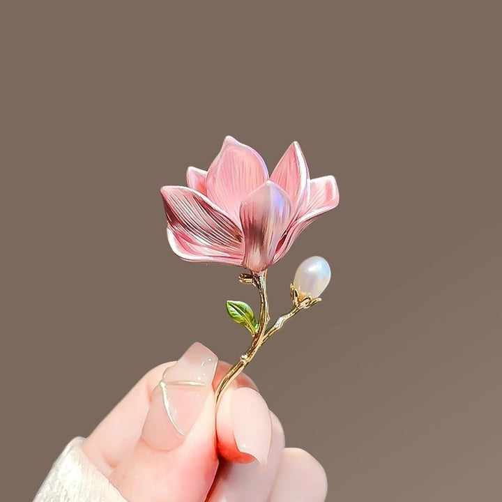 Elegant flower brooch Kalsten