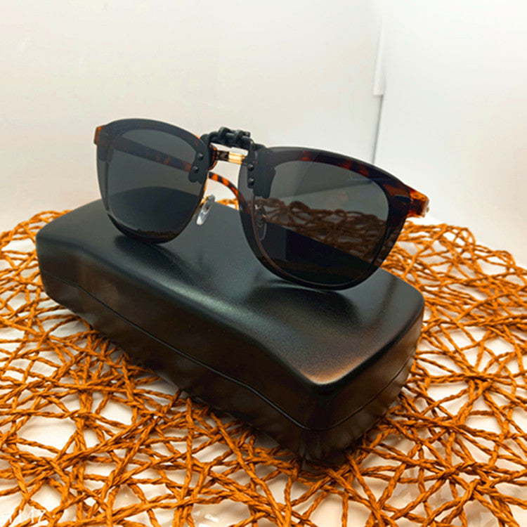 Women's clip-on sunglasses with elegant design Kalsten