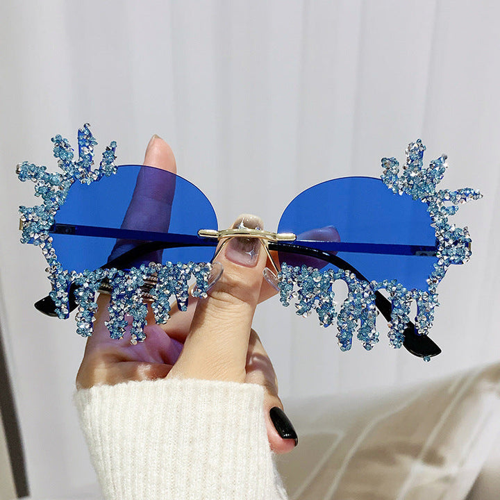 Women Extravagant Sunglasses with Sparkling Rhinestone Decorations Kalsten
