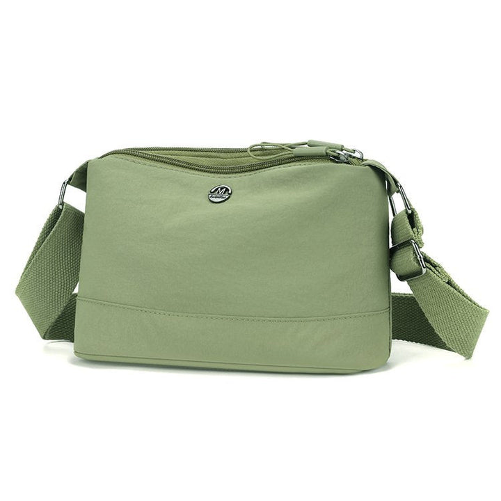 Shoulder bag with adjustable carrying strap and intelligent compartment system Kalsten