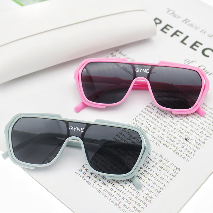 Women's sporty sunglasses with modern design Kalsten