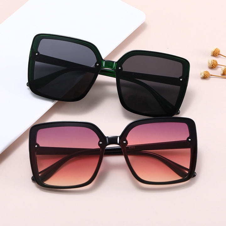 Women's Oversized Square Sunglasses with Contrasting Frame Kalsten
