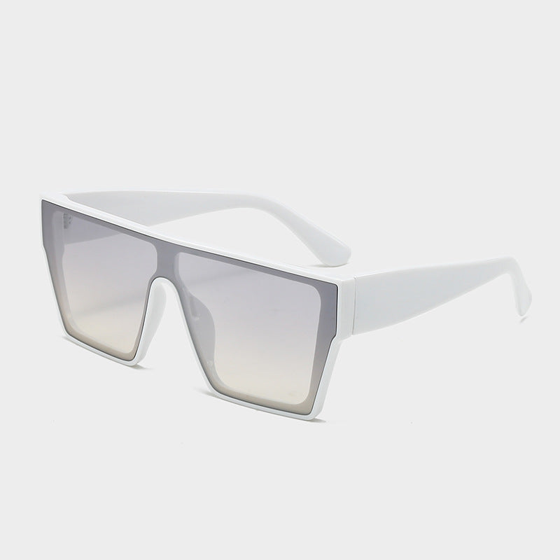 Ladies fashionable sunglasses with angular lenses Kalsten