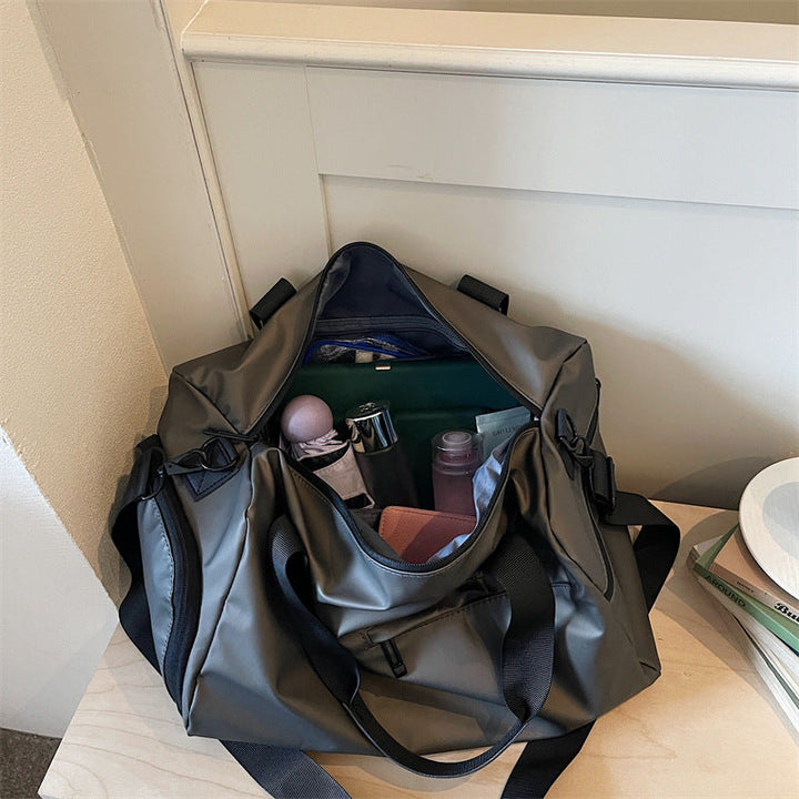 Sporty Duffel Bag with Additional Compartments Kalsten