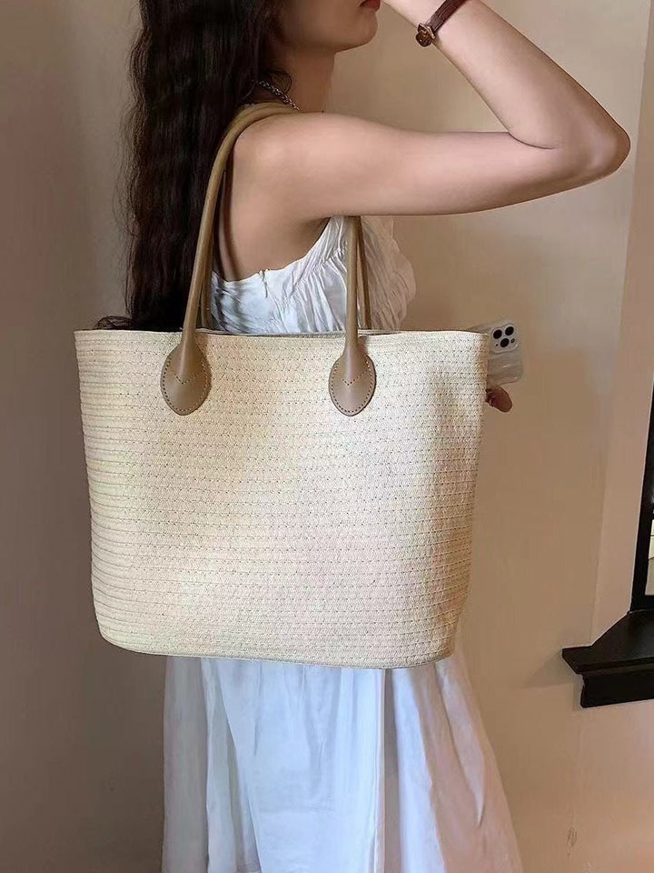 Spacious Tote Bag Made of Braided Natural Material Kalsten