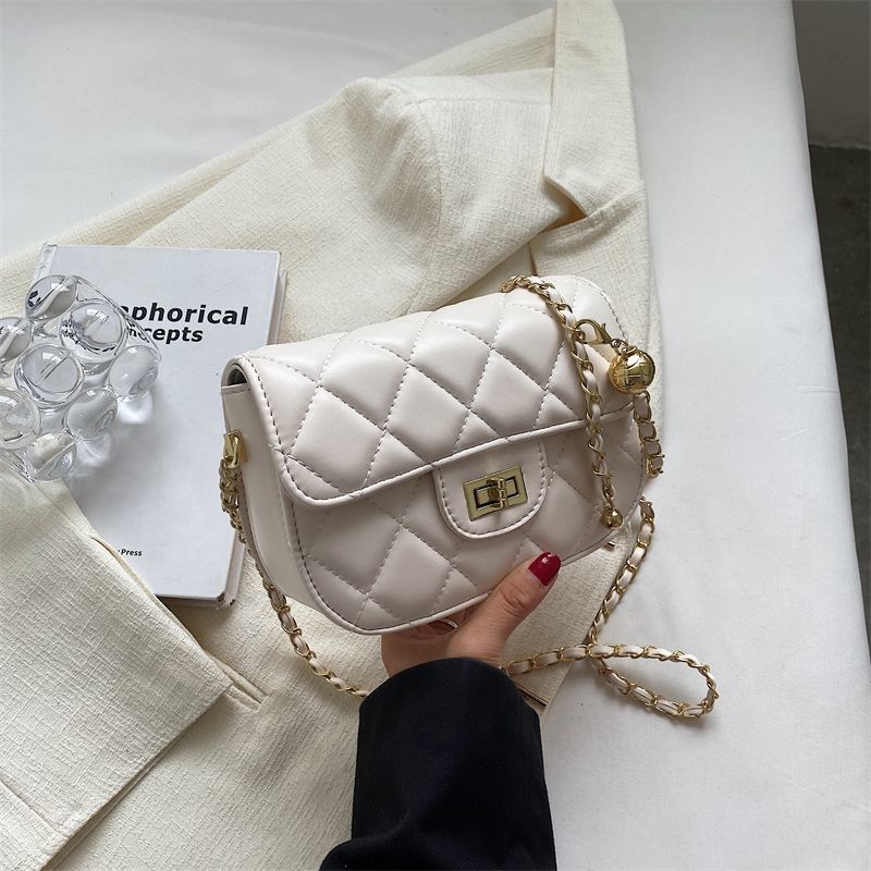 Chic Quilted Crossbody Bag Kalsten