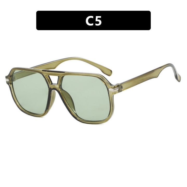 Women's fashionable sunglasses with protective UV filter and stylish lenses Kalsten