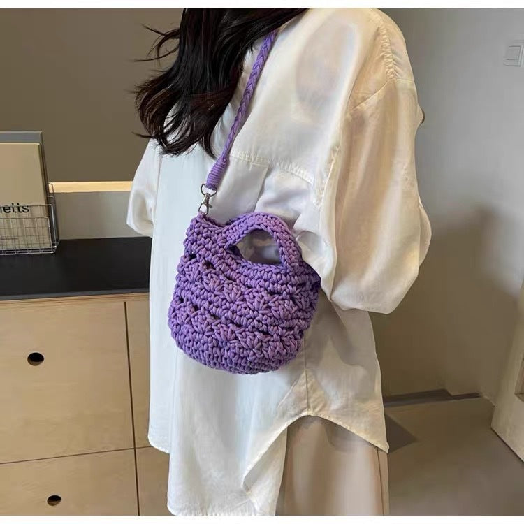Hand-knotted bag with braided structure Kalsten