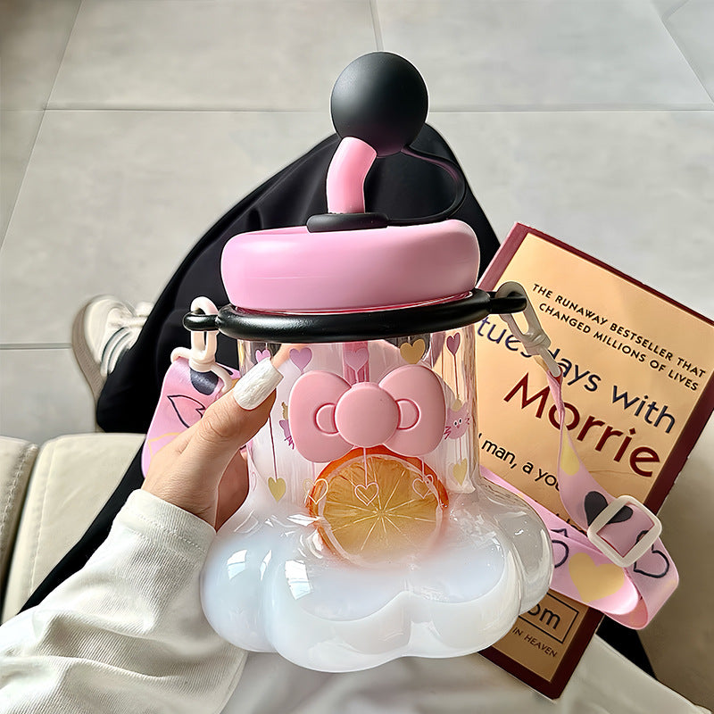 Women's water bottle with integrated silicone carrying handle and playful design Kalsten