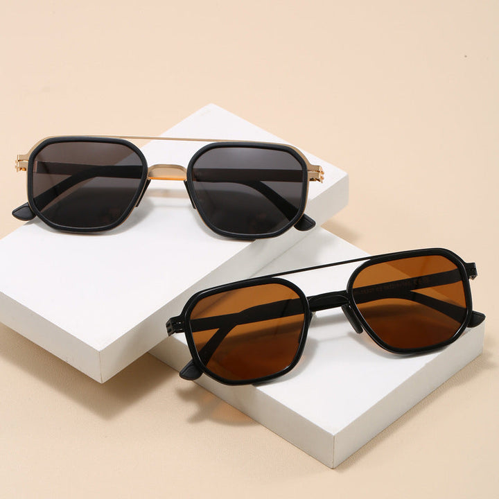 Ladies fashionable sunglasses in modern stylish design Kalsten