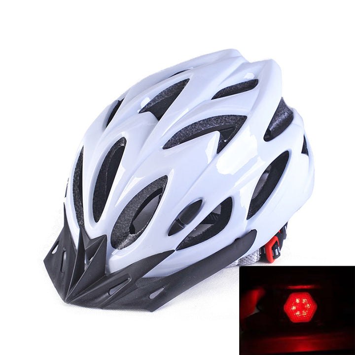 Mountain bike helmet with integrated safety light and dynamic ventilation Kalsten