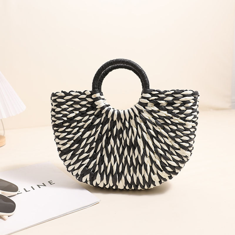 Braided basket bag with unique design Kalsten