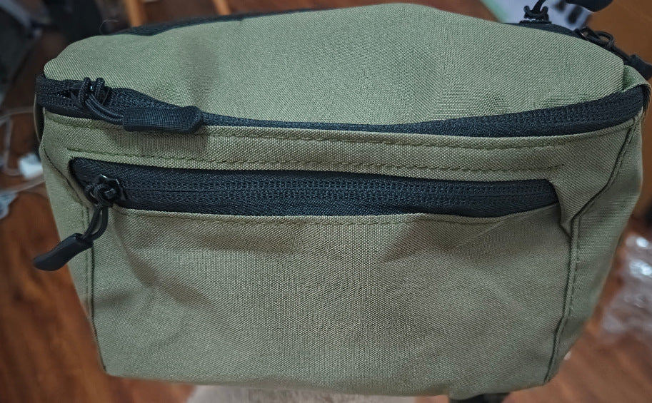Practical shoulder bag with multiple compartments Kalsten