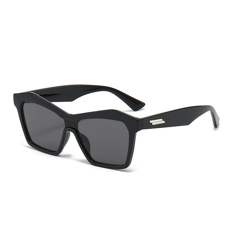 Women's Fashion Sunglasses in Modern Geometric Design Kalsten