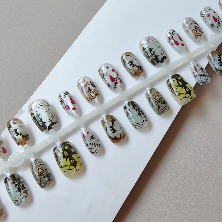 Artificial nails in Halloween design Kalsten