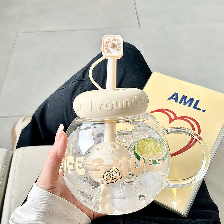 Ladies drinking container with innovative fruit insert Kalsten