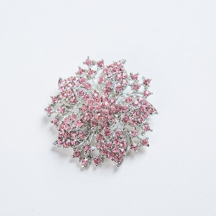 Glamorous brooch with crystals Kalsten